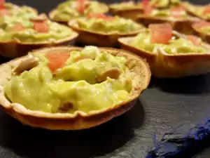 Cestas con crema de aguacate