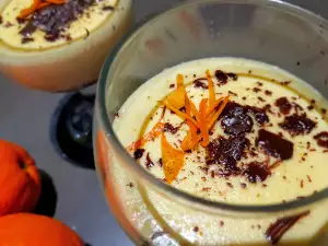 Orangencremepudding mit Schokolade