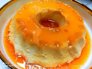 Crème Caramel in a Bundt Pan