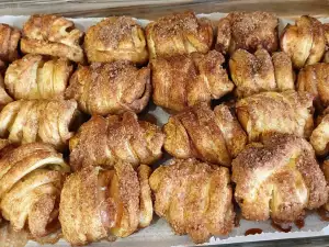 Mini croissantе cu mere