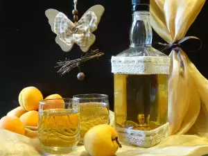 Apricot Liqueur (From An Original Old Recipe)