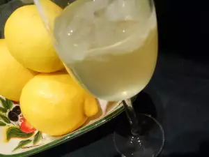 Lichior de casă Limoncello