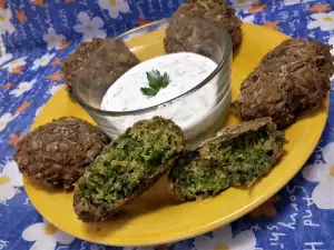 Вкусни магданозени кюфтенца