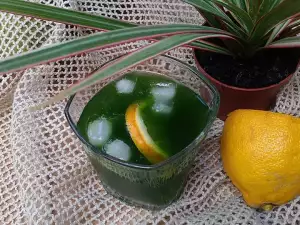 Limonada casera con menta