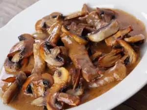 Pork with Mushroom Sauce