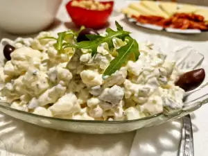 Yogurt Salad with Cauliflower and Pickles