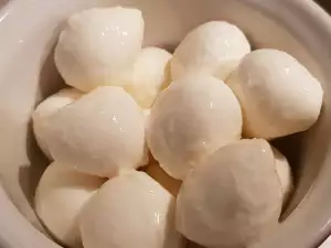 Zelfgemaakte mozzarella