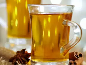 Бяло греяно вино (White glögg)