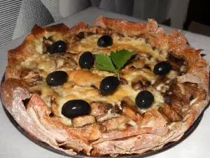 Crunchy Mushroom Pie with Olives in 15 Minutes