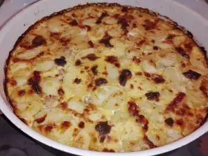 Gratin de cartofi cu carne de pui