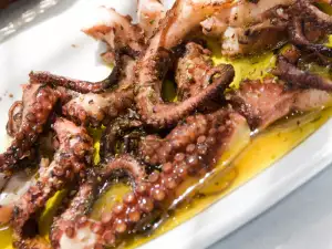 Octopus in oil