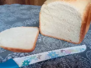 Fluffy Bread in a Bread Maker