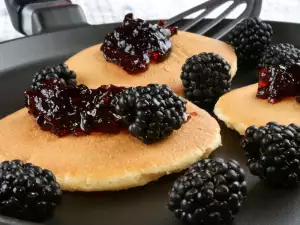 blackberry pancakes