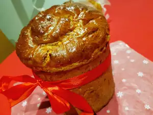 Panettone met pecannoten en witte chocolade