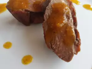 Magret de pato con salsa de naranja