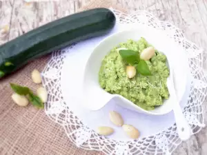 Pesto van courgette en amandel