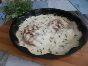 Крехки пилешки пържоли на фурна с вкусен сос