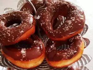 Donuts und Krapfen mit hausgemachter Creme