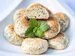 Poppy seed sweets