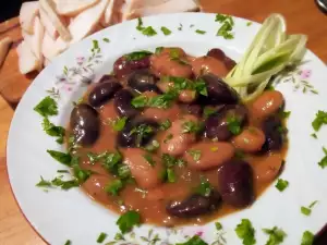 Vegan bonenstoofpot in een multicooker