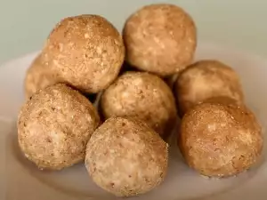 Peanut Butter Protein Balls