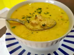 Sopa de pavo ligera y deliciosa