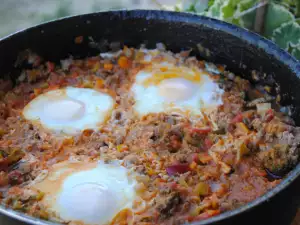 Minced Meat and Vegetables Stir Fry