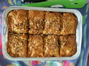 Pastel Lujoso de manzana con nueces y canela