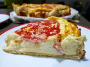 Quiche cu bacon și roșii