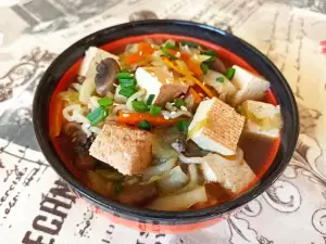 Vegan Ramen with Tofu and Vegetables