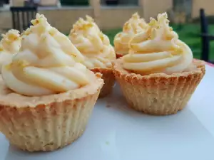 Retro Körbchen mit Eiercreme