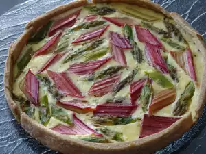 Quiche met asperges en rabarber