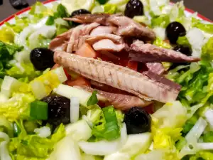 Ensalada con caballa en escabeche