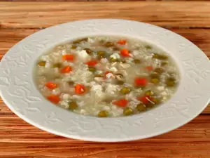 Sopa de guisantes y arroz