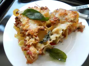 Rigatoni mit Hackfleisch und italienischen Gewürzen