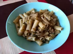 Rigatoni mit Auberginen und Parmesan