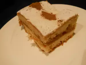 Pastel ruso con puré de manzana