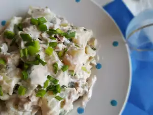 Ensalada de patatas con atún