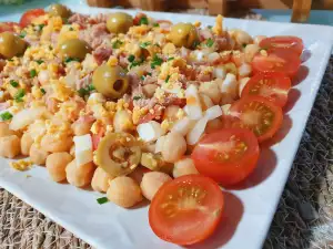 Ensalada de atún con garbanzos