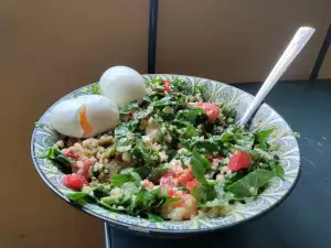 Quinoa and Spinach Salad