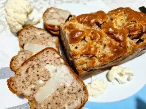 Herzhafter Kuchen mit Blumenkohl