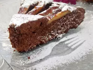 Schokokuchen mit Apfelspalten