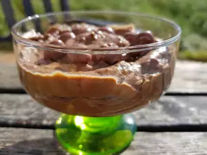 Mousse de ciocolată sănătos, cu avocado