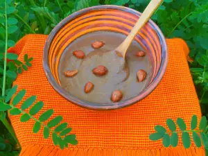 Sweet Hummus with Carob and Honey