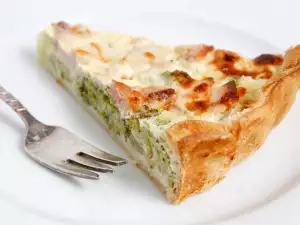 Savoury Pie with Spinach and Bacon