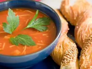 Tomato Noodle Cream Soup