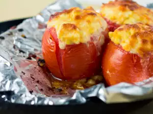 Stuffed Tomatoes with Sausage and Cheese