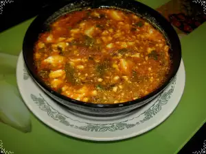 Вкусна чорба от лапад и сирене