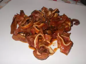 Orejas de cerdo picantes con salsa de soja