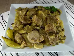 Zartes Rindfleisch mit Pilzen